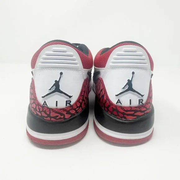 JORDAN LEGACY 312 BOYS (5Y) - Picture 5 of 8